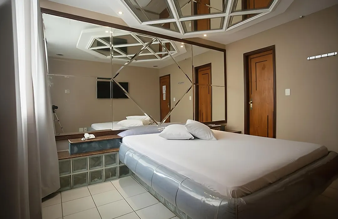 Motel Caricia (Adults Only)-1